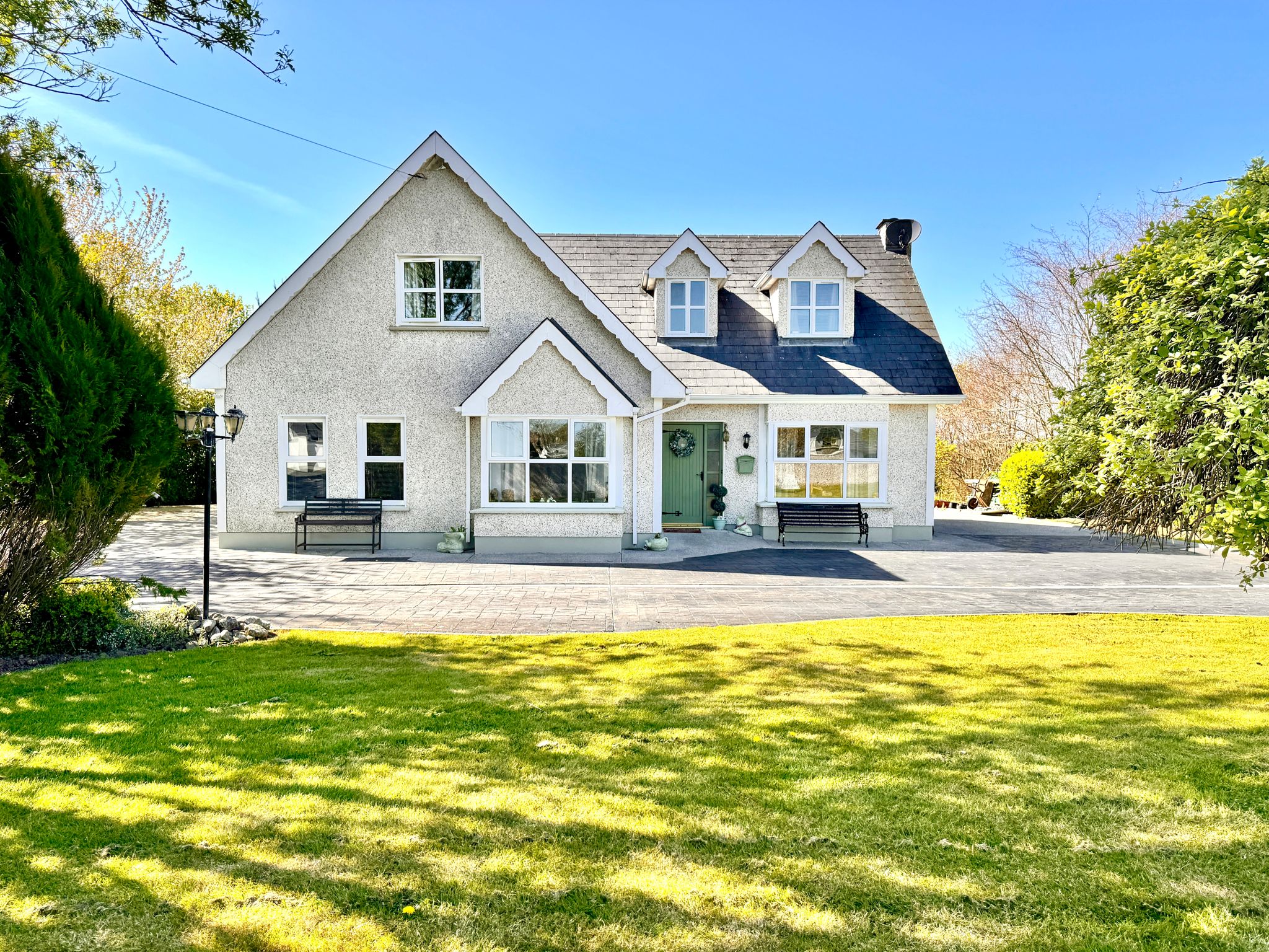 Hillview, Clonbonny, Athlone, Co. Westmeath, N37W1H3